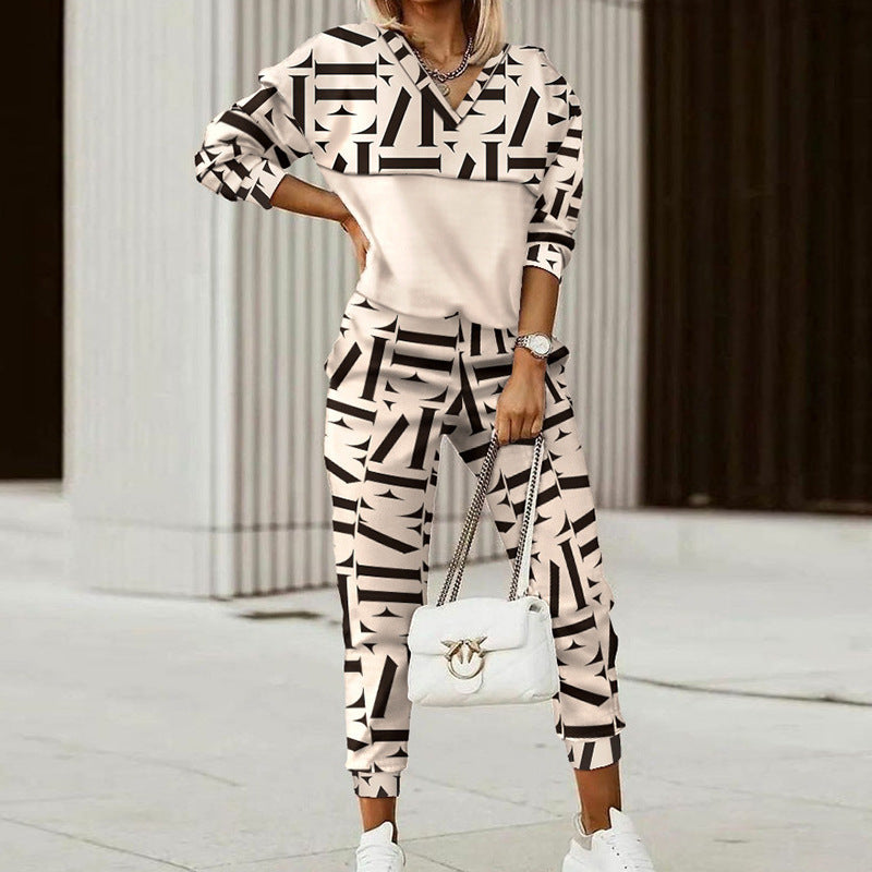 Printed Long Sleeve Fitted Hoodie and Pants Set for Women