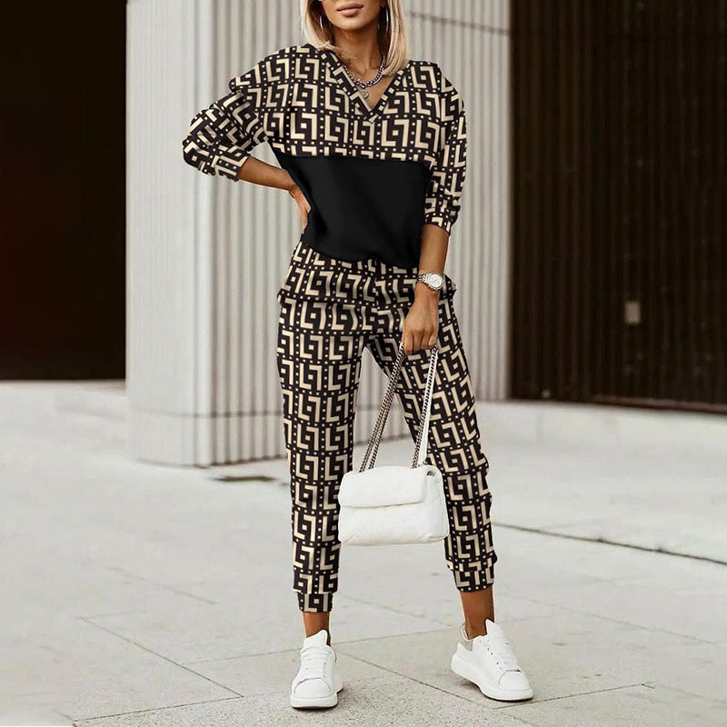 Printed Long Sleeve Fitted Hoodie and Pants Set for Women