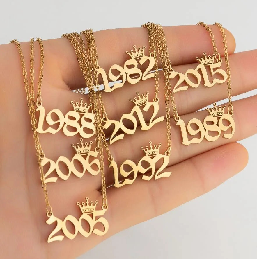 Wholesale stainless steel necklaces year crown number sweater chain fashion jewelry necklaces