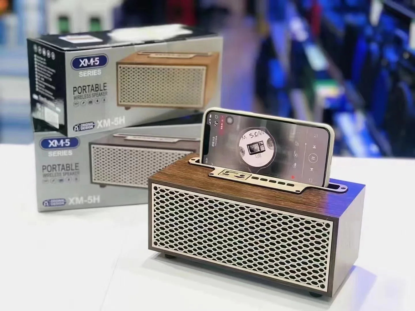 XM-5 New Portable Wireless BT Speaker with High Volume Desktop Wooden Retro Radio and Mini Wireless Speaker