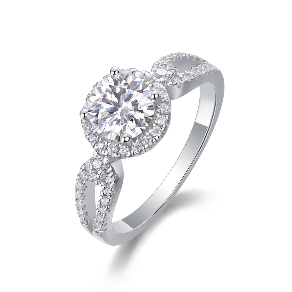 925 Silver Metal with Rhodium Plating Fashion Accessory 1 Carat Elegant Ladies Moissanite Ring
