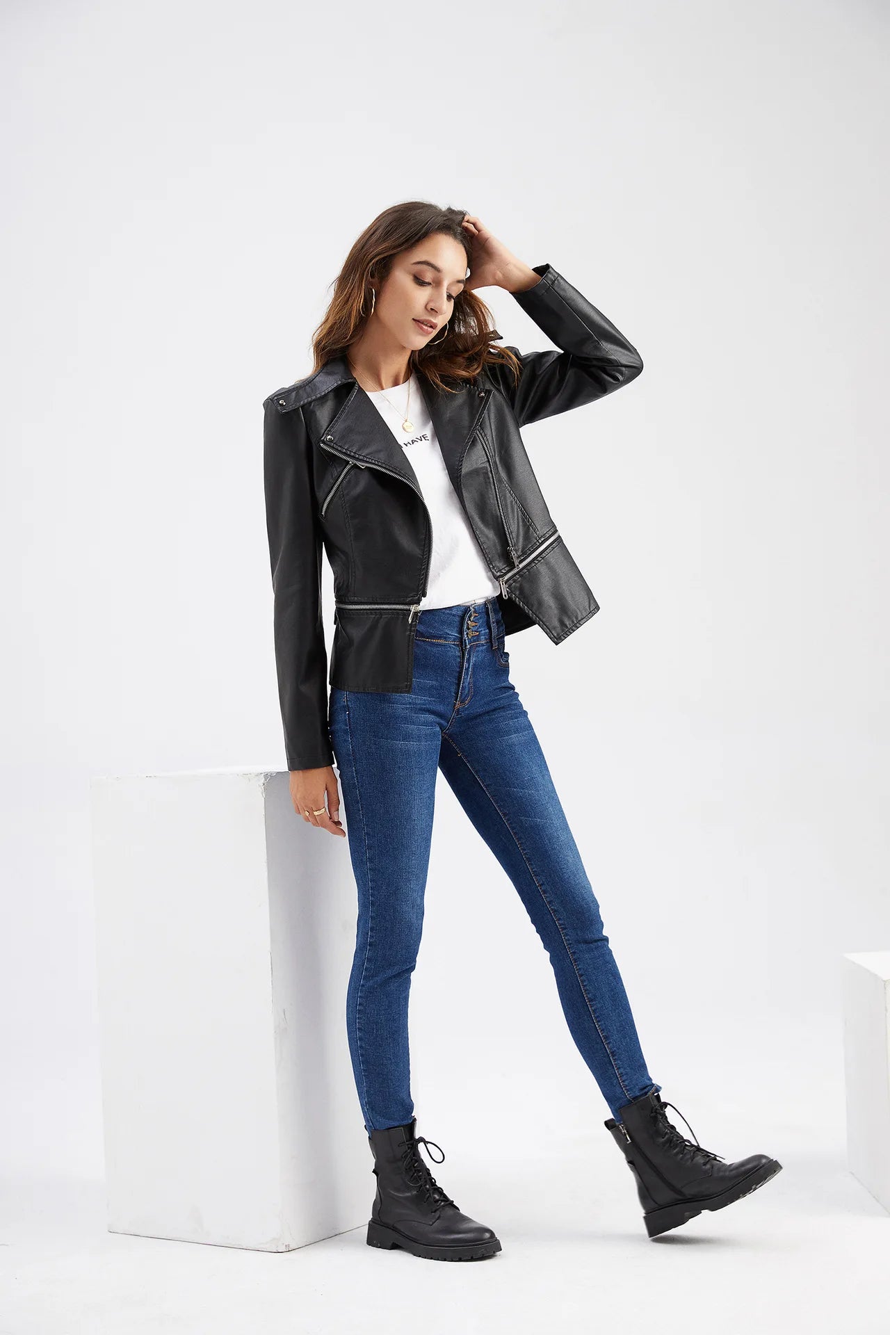 Women Faux Leather Coat Turn Down Collar Full Sleeve Jackets Zipper Casual Splice Coats Short Jacket Sexy Slim Fit Autumn