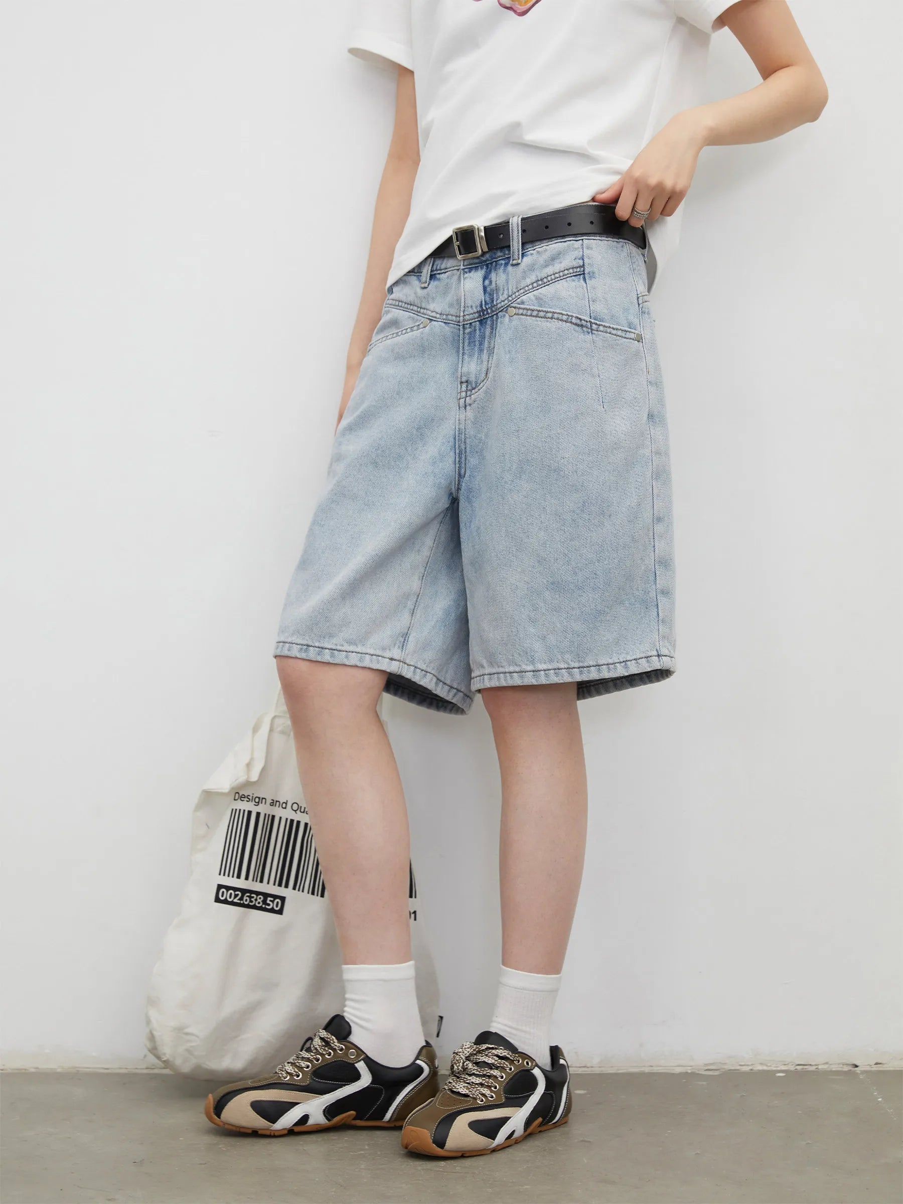 CHIC VEN Fashion Women Shorts Mid-length Blue New Dividing Line Design Retro Washed Cotton Straight Leg Short Jeans Summer 2026
