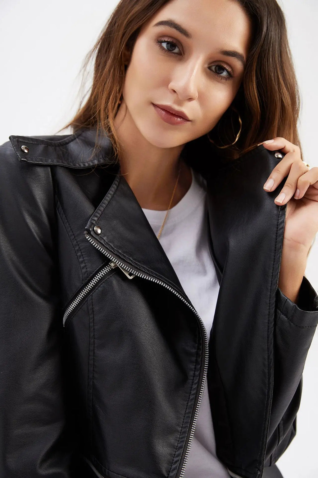 Women Faux Leather Coat Turn Down Collar Full Sleeve Jackets Zipper Casual Splice Coats Short Jacket Sexy Slim Fit Autumn