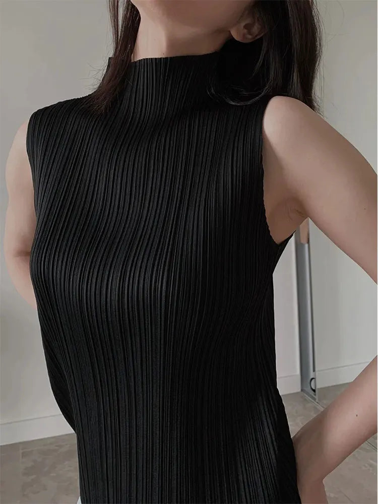 Miyake Pleated Elegant Fashion Temperament Solid Color Half High Neck Sleeveless Women's Vest 2026 Summer New Breathable Top
