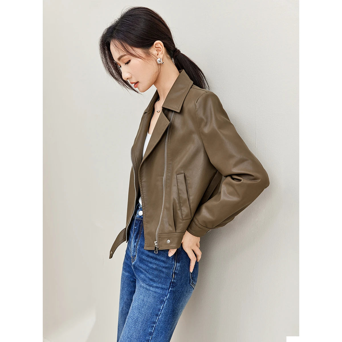 SENTUBILA Cropped Pu Leather Bomber Jacket Women 2026 Autumn Winter Vintage Lapel Zip Up Faux Leather Jacket Motorcycle Coats