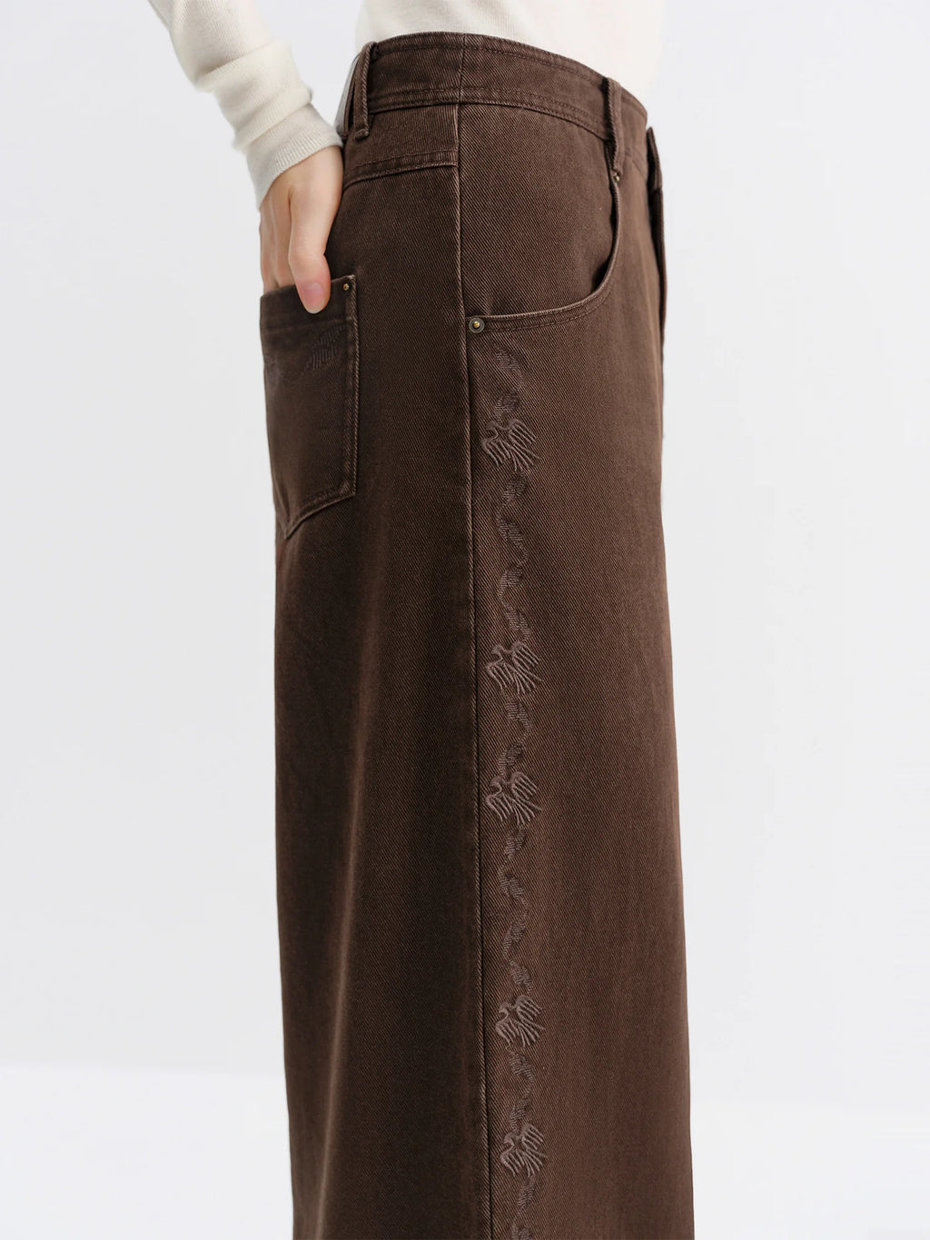 FSLE 2025 Winter Women's Vintage Washed Embroidered Banana Jeans Curved High Waist Wide Leg Trousers Slim Fit Retro Pants