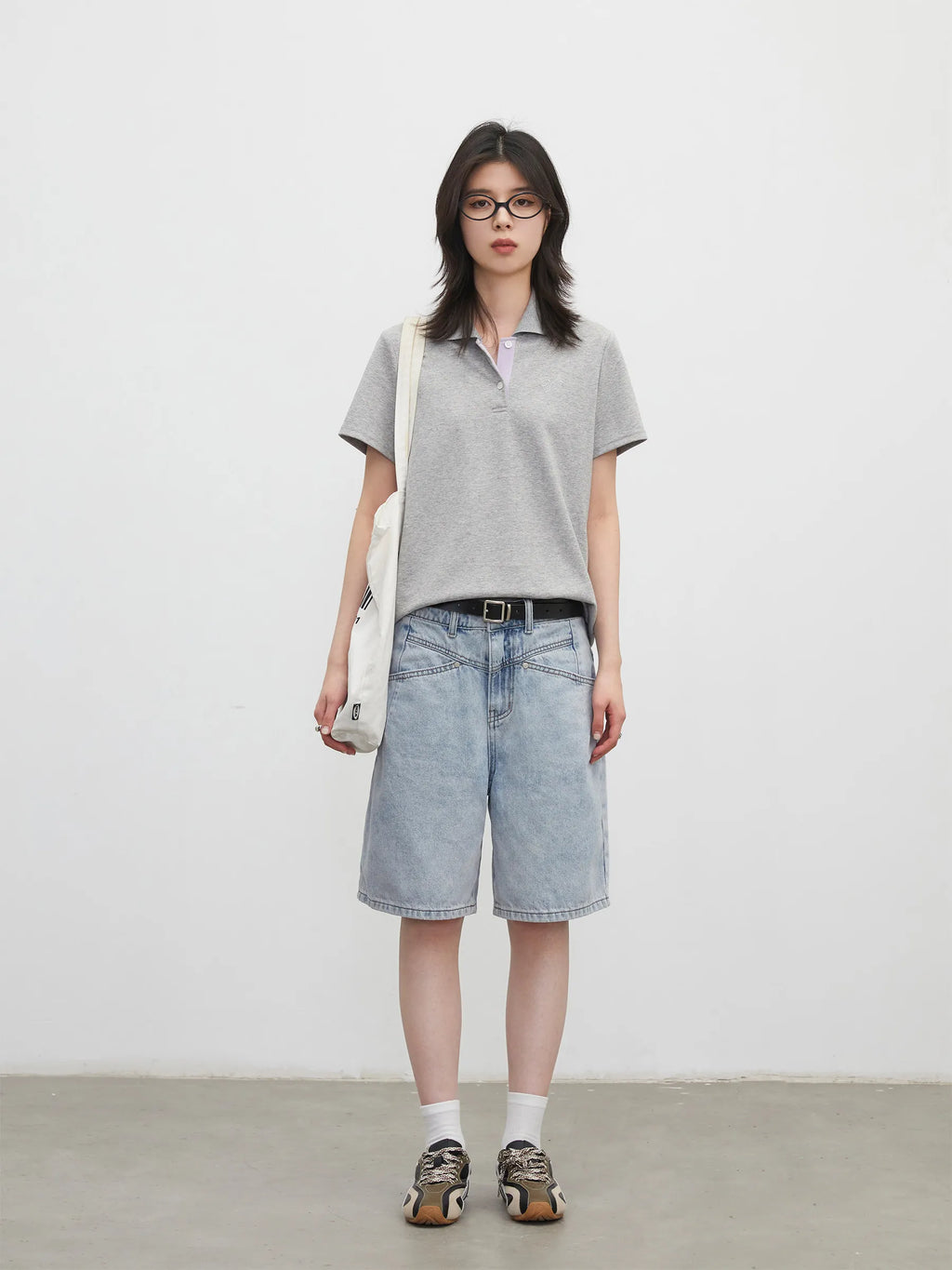 CHIC VEN Fashion Women Shorts Mid-length Blue New Dividing Line Design Retro Washed Cotton Straight Leg Short Jeans Summer 2026